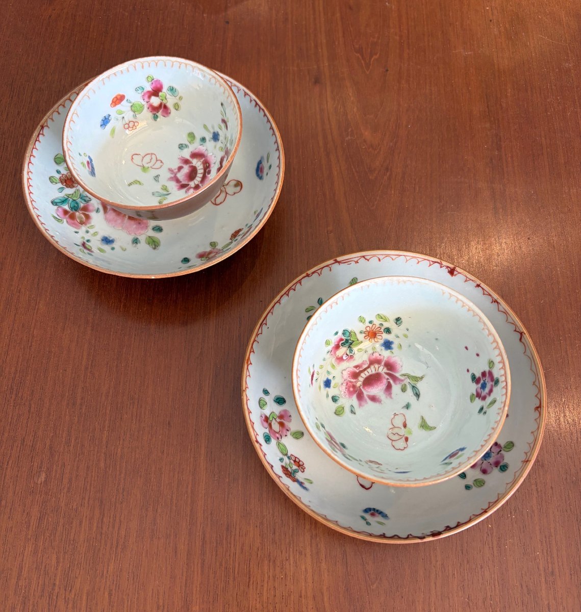 Pair Of 18th-century Chinese Bowls And Their Saucers-photo-2