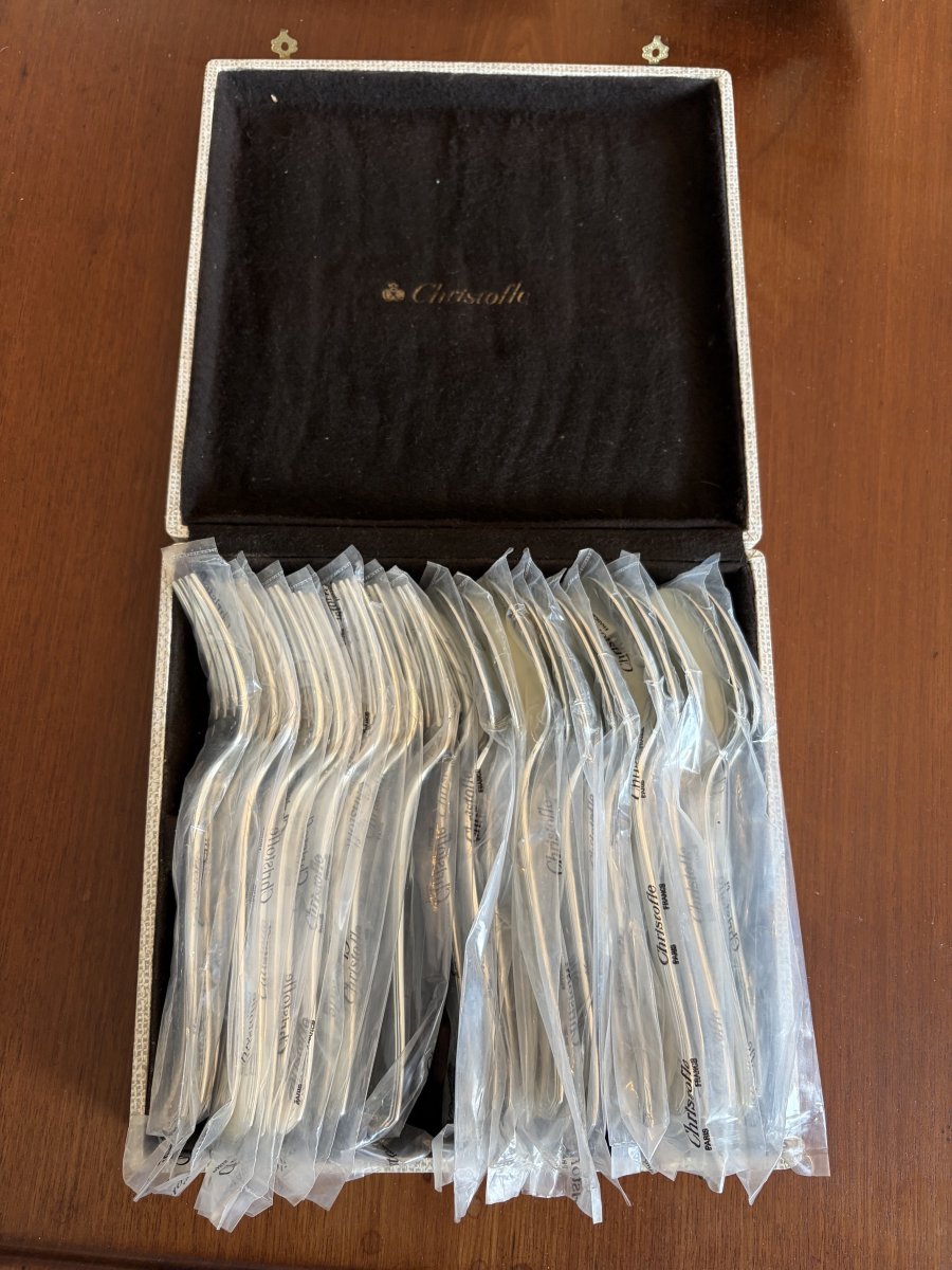 24 couverts Christofle, modèle America, neufs sous blister scellés