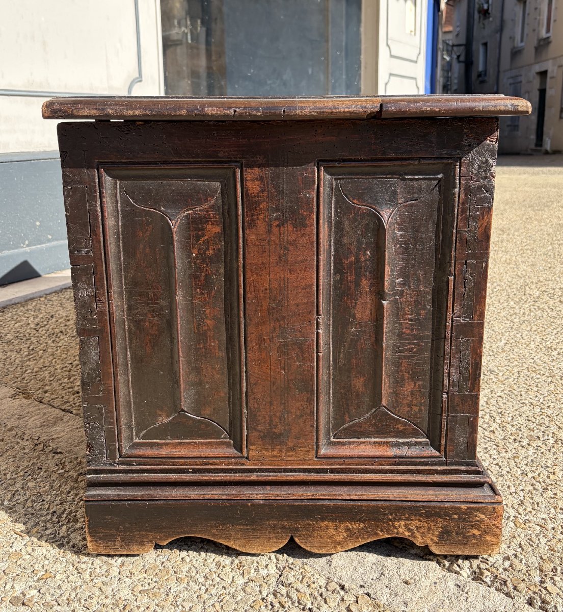 Gothic Walnut Chest-photo-4