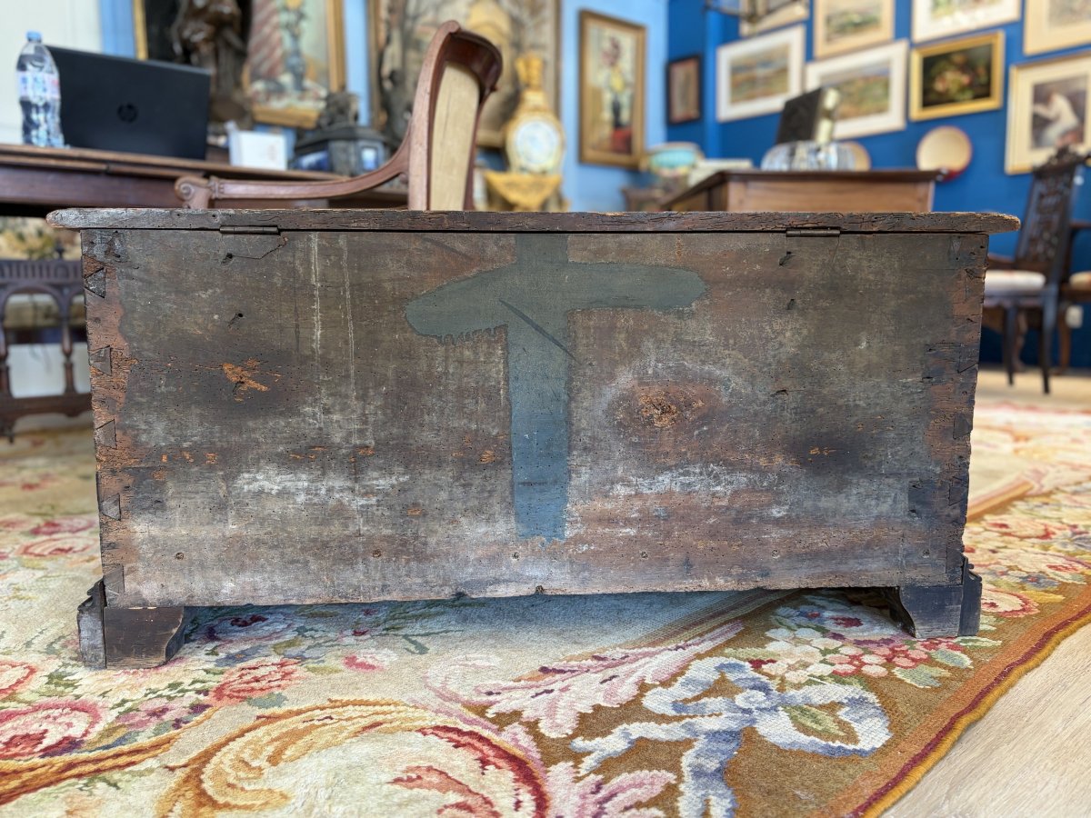 Gothic Walnut Chest-photo-5