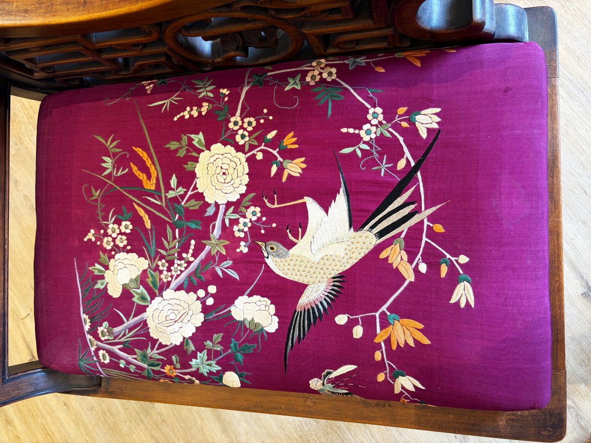 Pair Of Benches And A Japanese-style Tea Table-photo-4