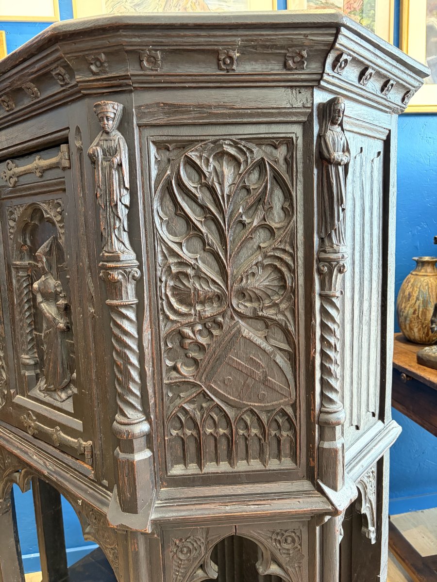 Neo-gothic-style Oak Console Table-photo-1