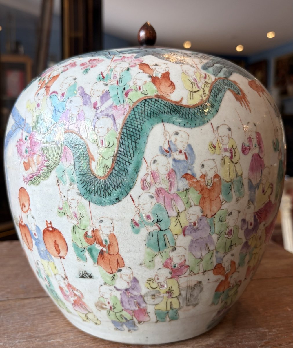 The Ginger Pot With A Hundred Children-photo-1