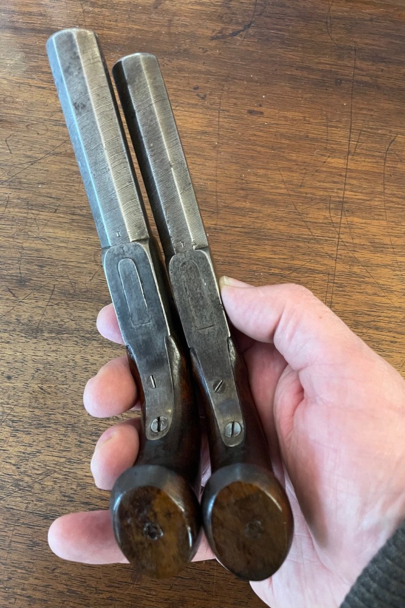 Pair Of Punch Pistols-photo-2