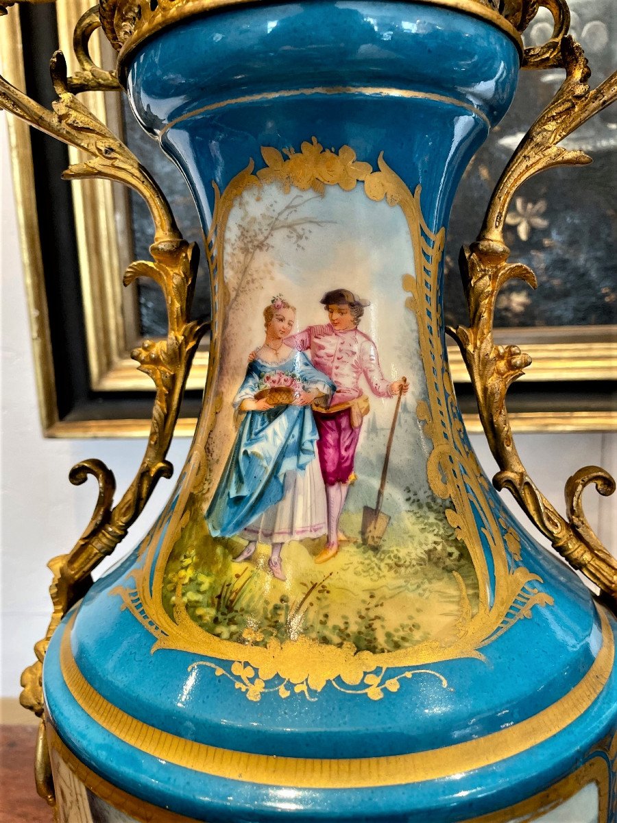 Pair Of Important Napoleon III Porcelain Lamps-photo-4