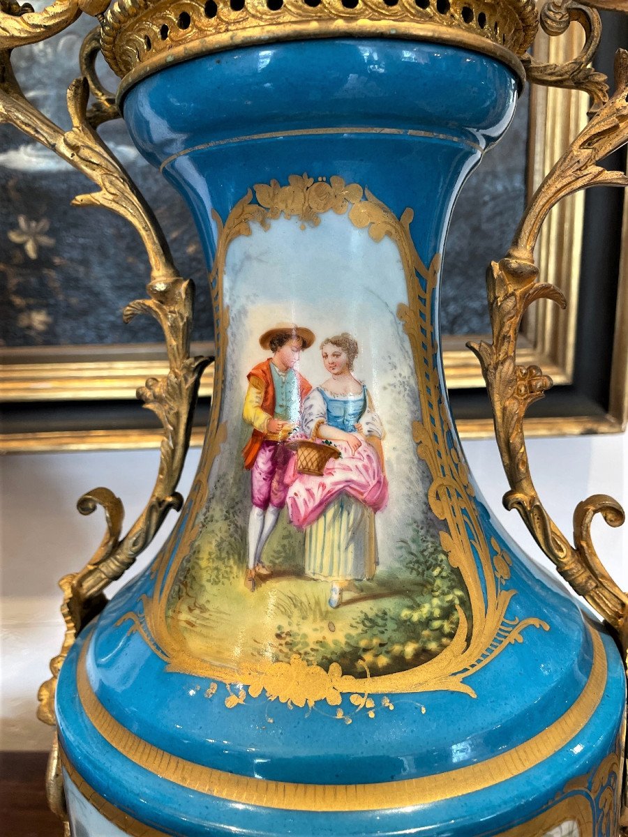 Paire d'Importantes Lampes En Porcelaine Napoleon III-photo-2