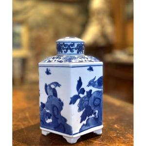 Tea Flask, Chinese Porcelain