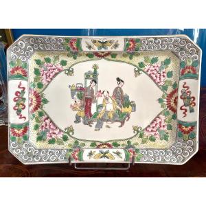 Porcelain Dish In The Chinese Style 