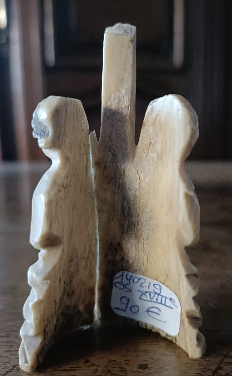 Two Carved Bone Figures-18th Century-photo-1