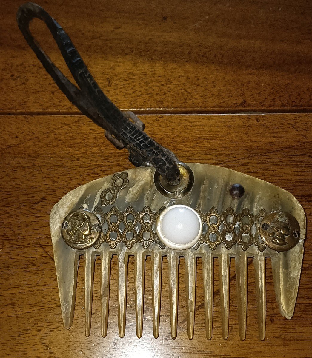 Horse Comb - Folk Art