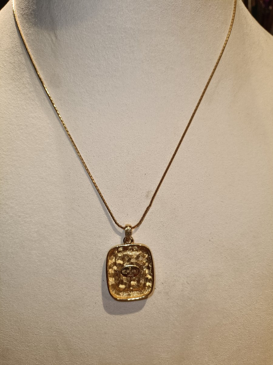 Givenchy - Chain And Medallion -photo-4