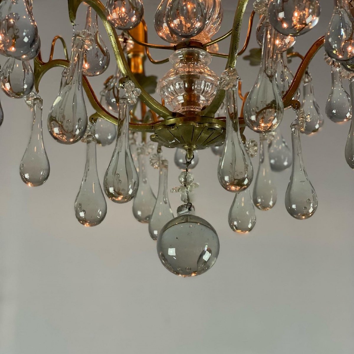 Chandelier In Gilt Bronze Garnished With Pampilles In The Shape Of Drops-photo-1