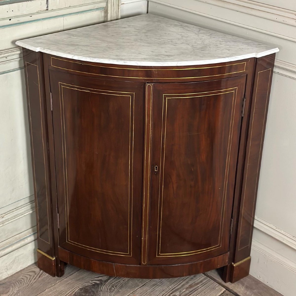 Corner Mahogany And White Carrara Marble, Circa 1800-photo-4