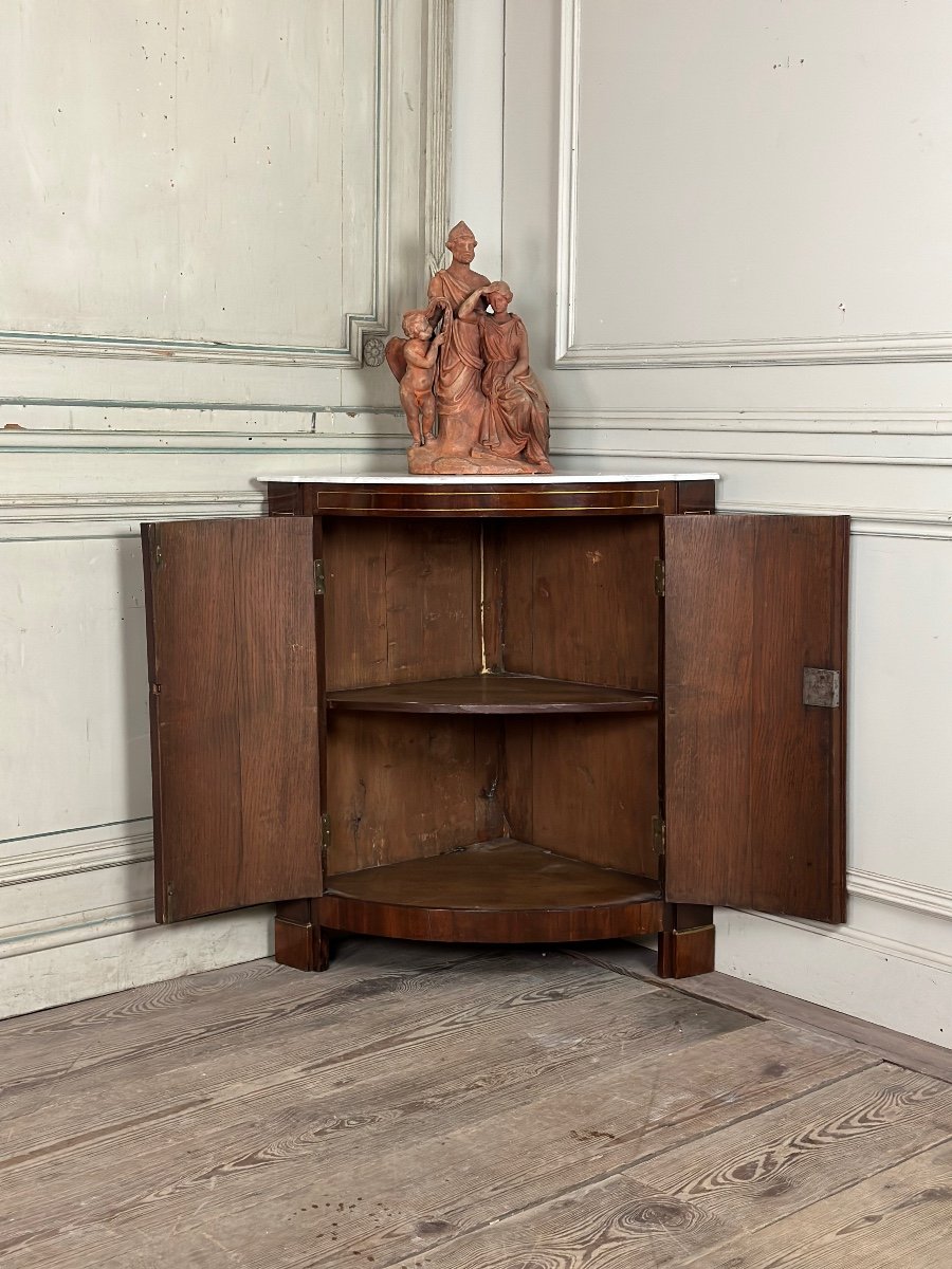 Corner Mahogany And White Carrara Marble, Circa 1800-photo-1