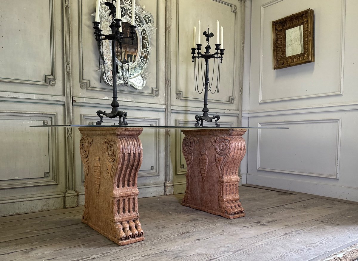 Paire De Socles De Table En Marbre Rouge De Vérone, Italie, XIXème Siècle 
