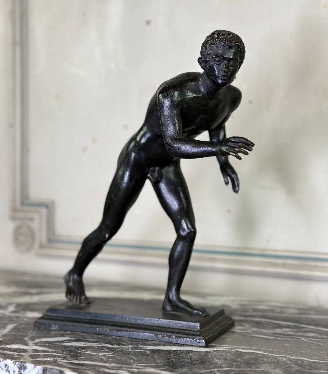 Bronze Grand Tour, One Of The Two Runners From The Villa Des Papyri, Black Patina Circa 1880
