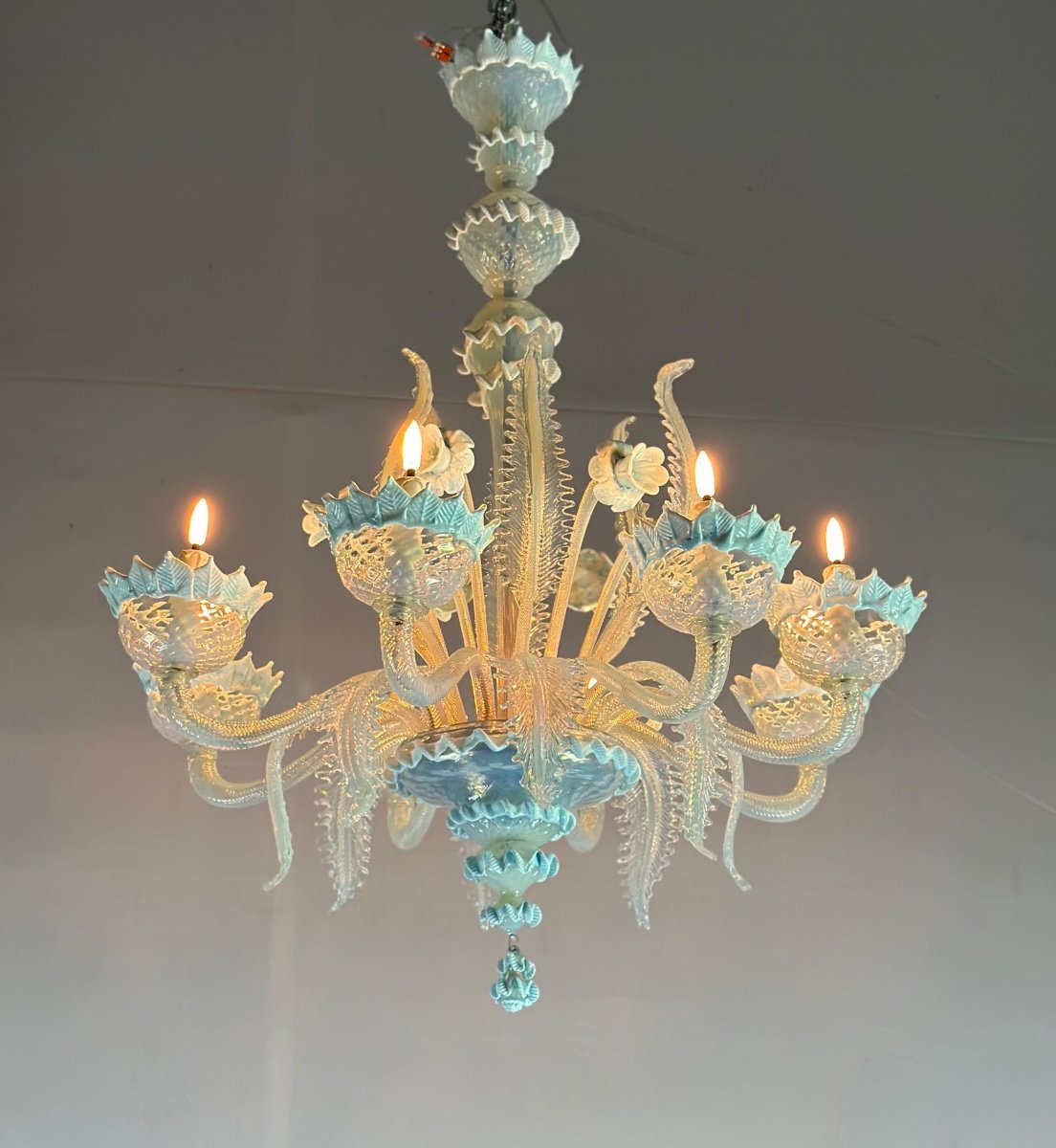 Venetian Chandelier In Murano Glass Two Tones Of Blue, Circa 1940, 8 Arms Of Light