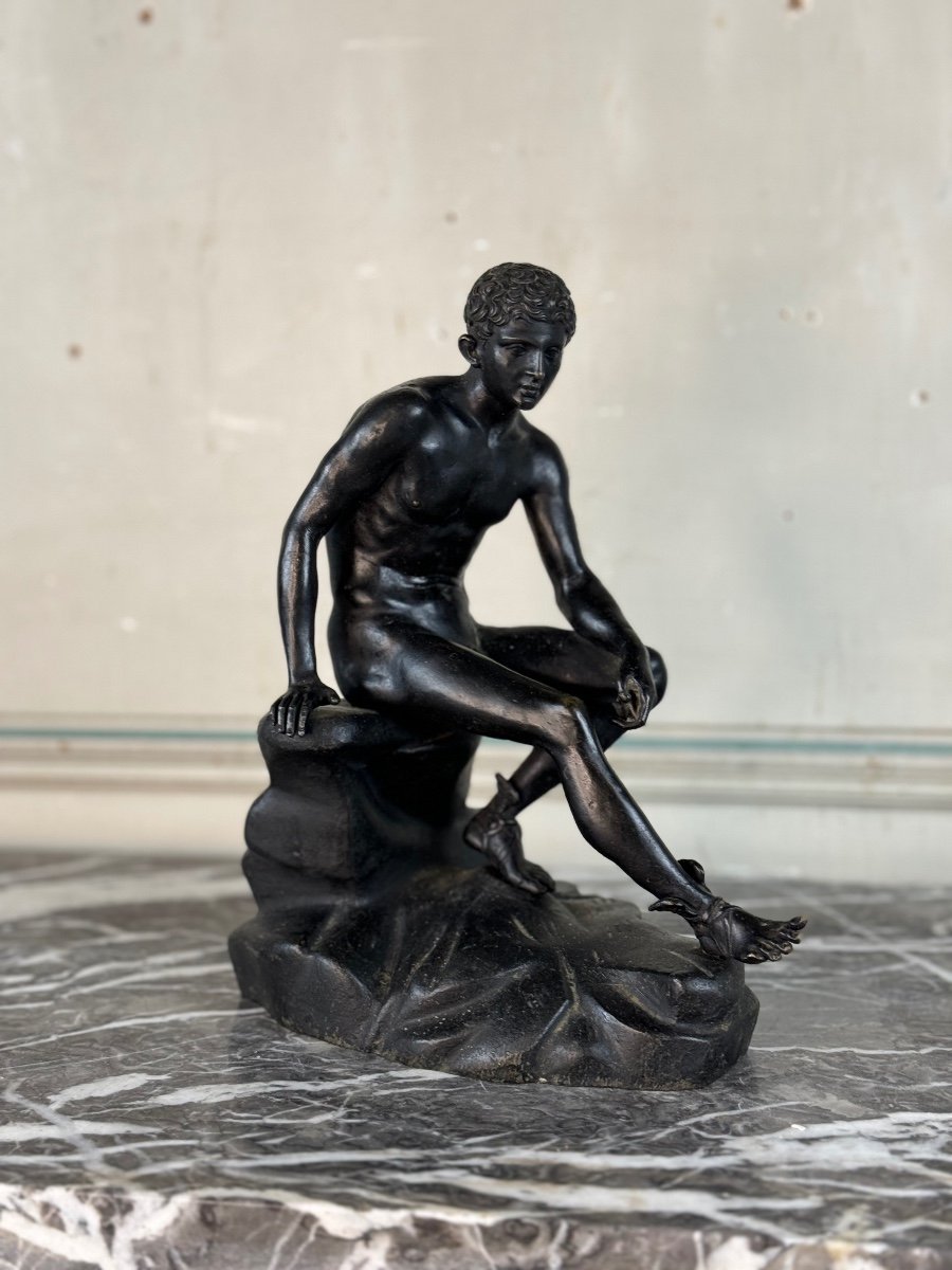 Hermès At Rest, Bronze With Black Patina, Very Beautiful Quality Of 19th Century Carving-photo-2