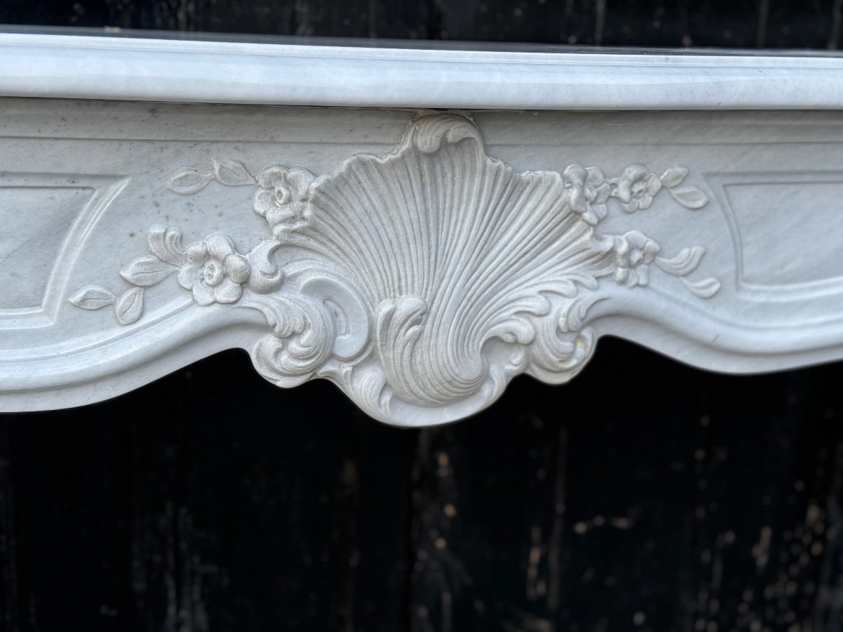 Louis XV Style Fireplace In Gray White Carrara Marble Circa 1980-photo-5