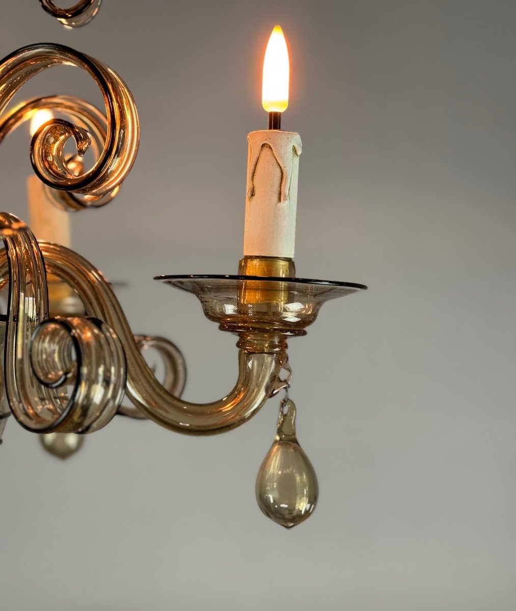 Venetian Chandelier In Mordore Murano Glass Highlighted With Black Lining, Circa 1950-photo-4