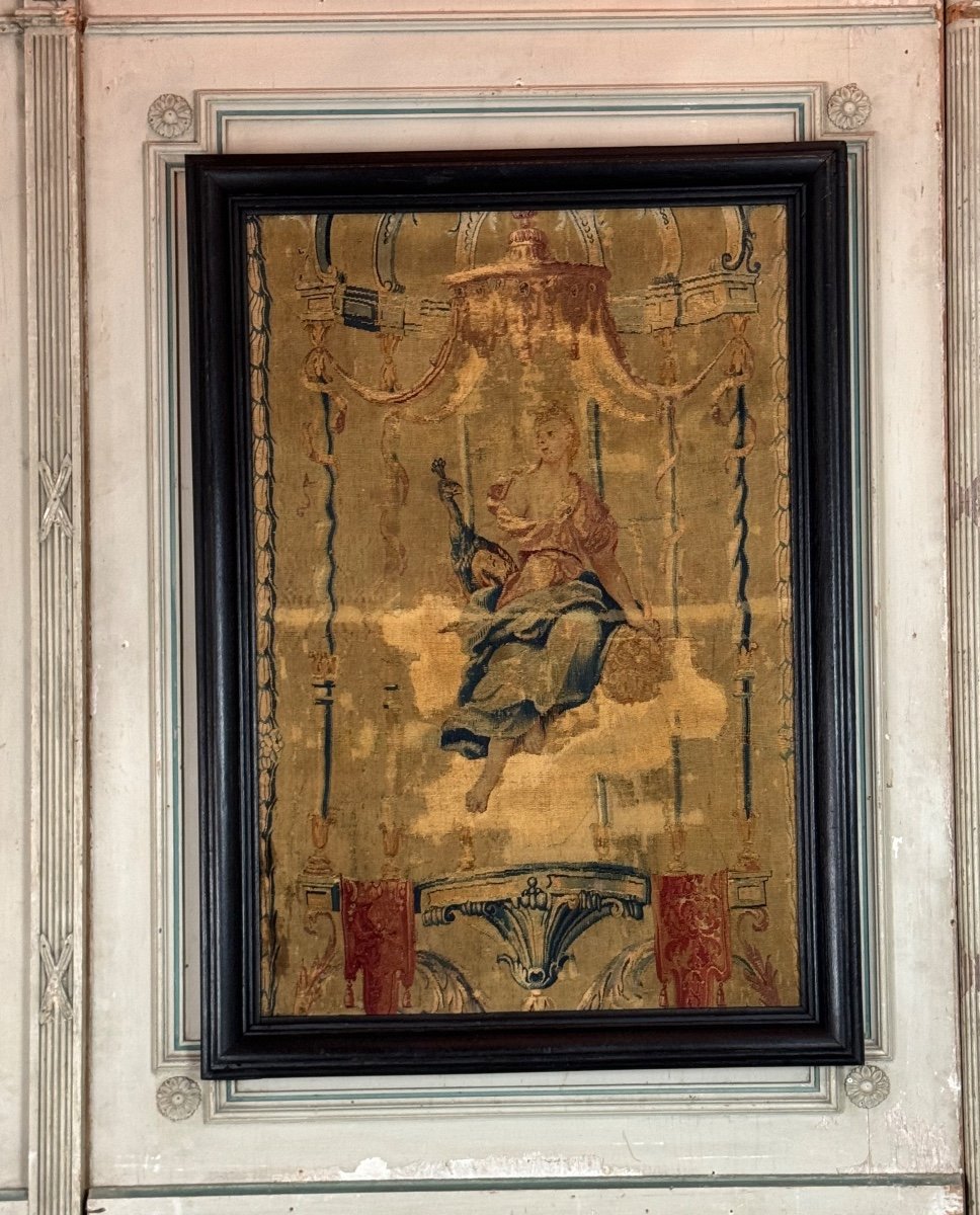 Tapisserie En Laine Et Soie, Jeune Femme Sous Un Dais, XVIIIème Siècle 