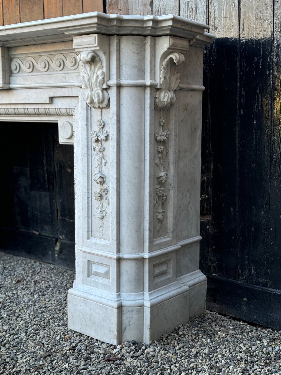Important Napoleon III Fireplace In White Carrara Marble Circa 1880-photo-2
