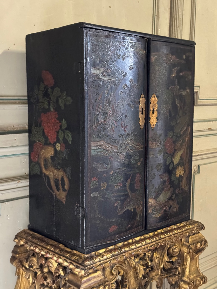 Cabinet En Laque De Coromandel Sur Une Console En Bois Doré, Angleterre, Début XVIIIème Siècle -photo-6