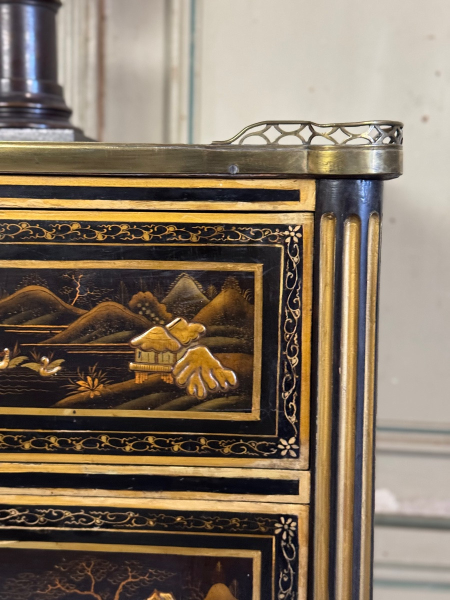 Pair Of Louis XVI Black And Gold Lacquered Weekly Tables, 18th Century-photo-3