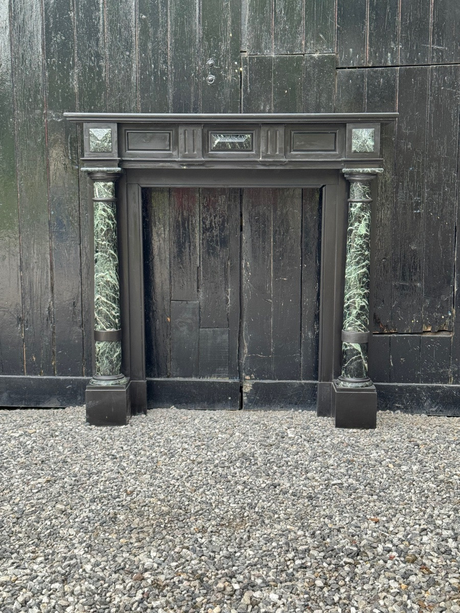 Cheminée Napoléon III en marbre noir de Belgique et vert antique, vers 1880-photo-3