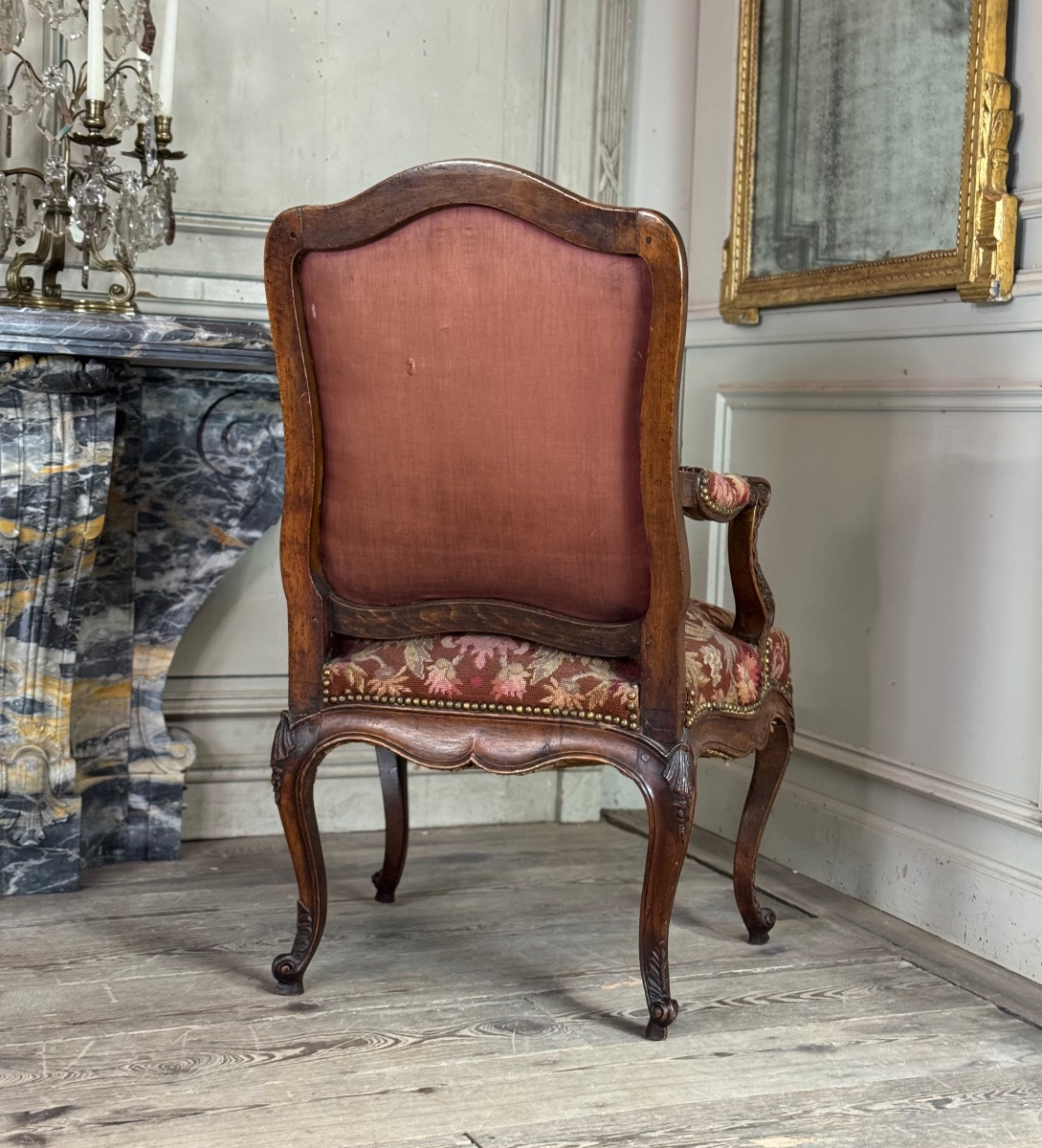 Louis XV Armchair In Carved Walnut, Needlepoint Tapestry, 18th Century -photo-3