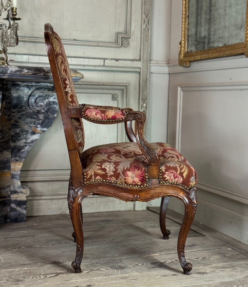 Louis XV Armchair In Carved Walnut, Needlepoint Tapestry, 18th Century -photo-7