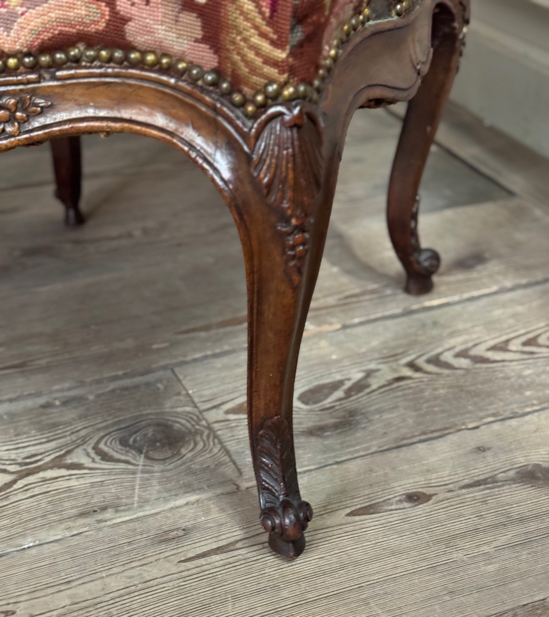 Louis XV Armchair In Carved Walnut, Needlepoint Tapestry, 18th Century -photo-8