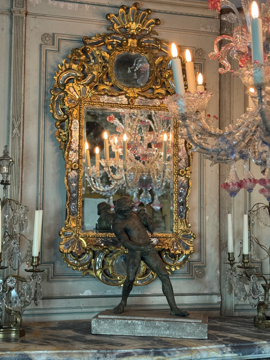 Miroir a parecloses de style Louis XV en bois doré , début XIXème, Empire Austro-Hongrois-photo-2