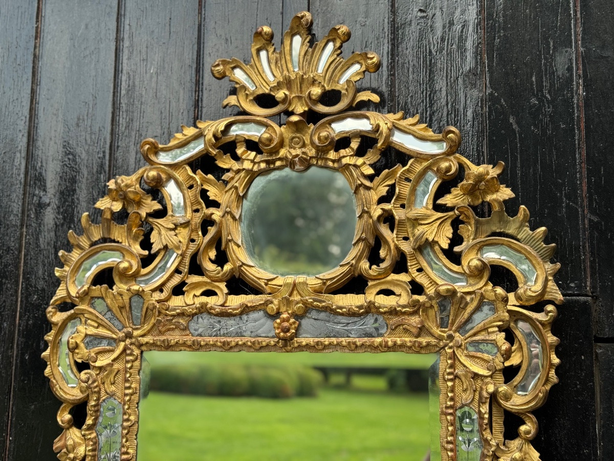 Miroir a parecloses de style Louis XV en bois doré , début XIXème, Empire Austro-Hongrois-photo-7