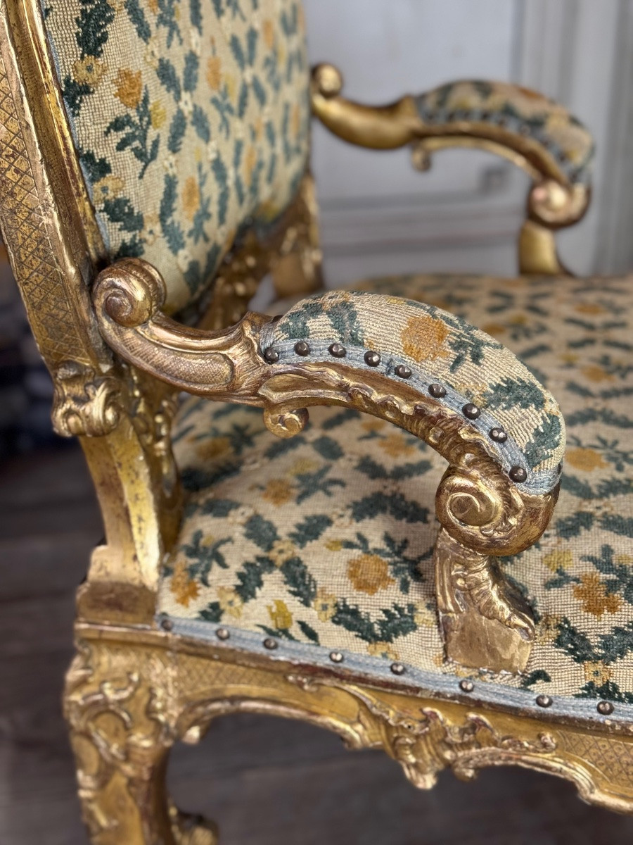 Remarkable Small Armchair In Carved And Gilded Wood, Venice, Early 18th Century-photo-4