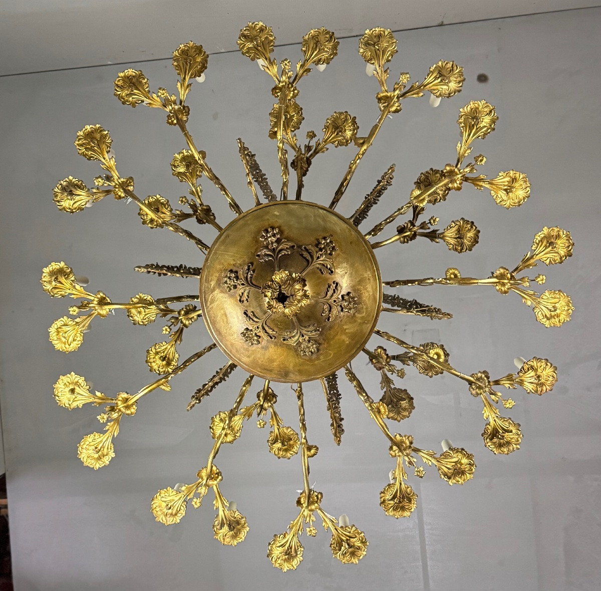 Grand lustre en Bronze, 36 points de lumière, électrification neuve, vers 1880 -photo-3