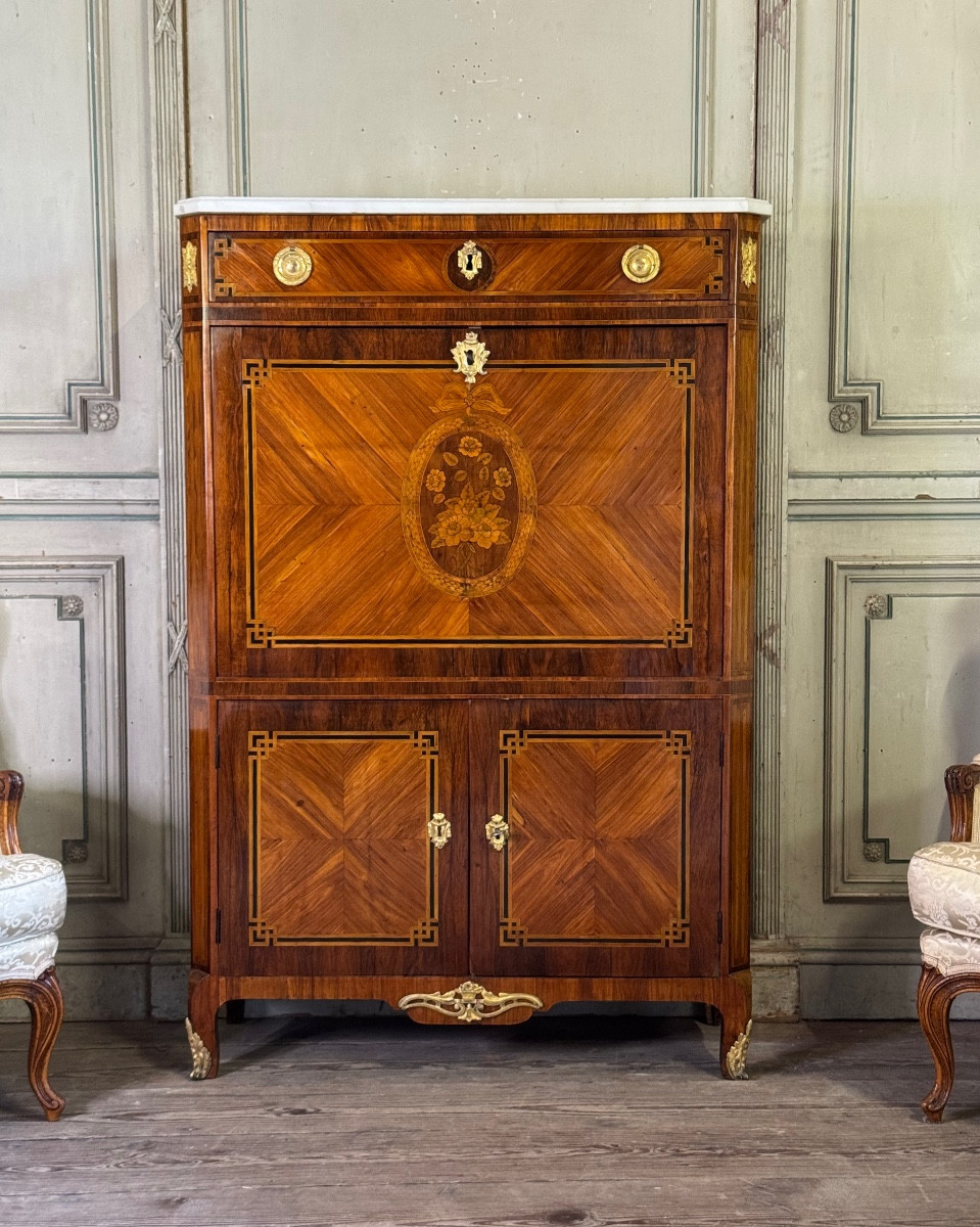 Secrétaire à abattant Louis XVI en placage de bois de rose et bois de violette, XVIIIéme siècle