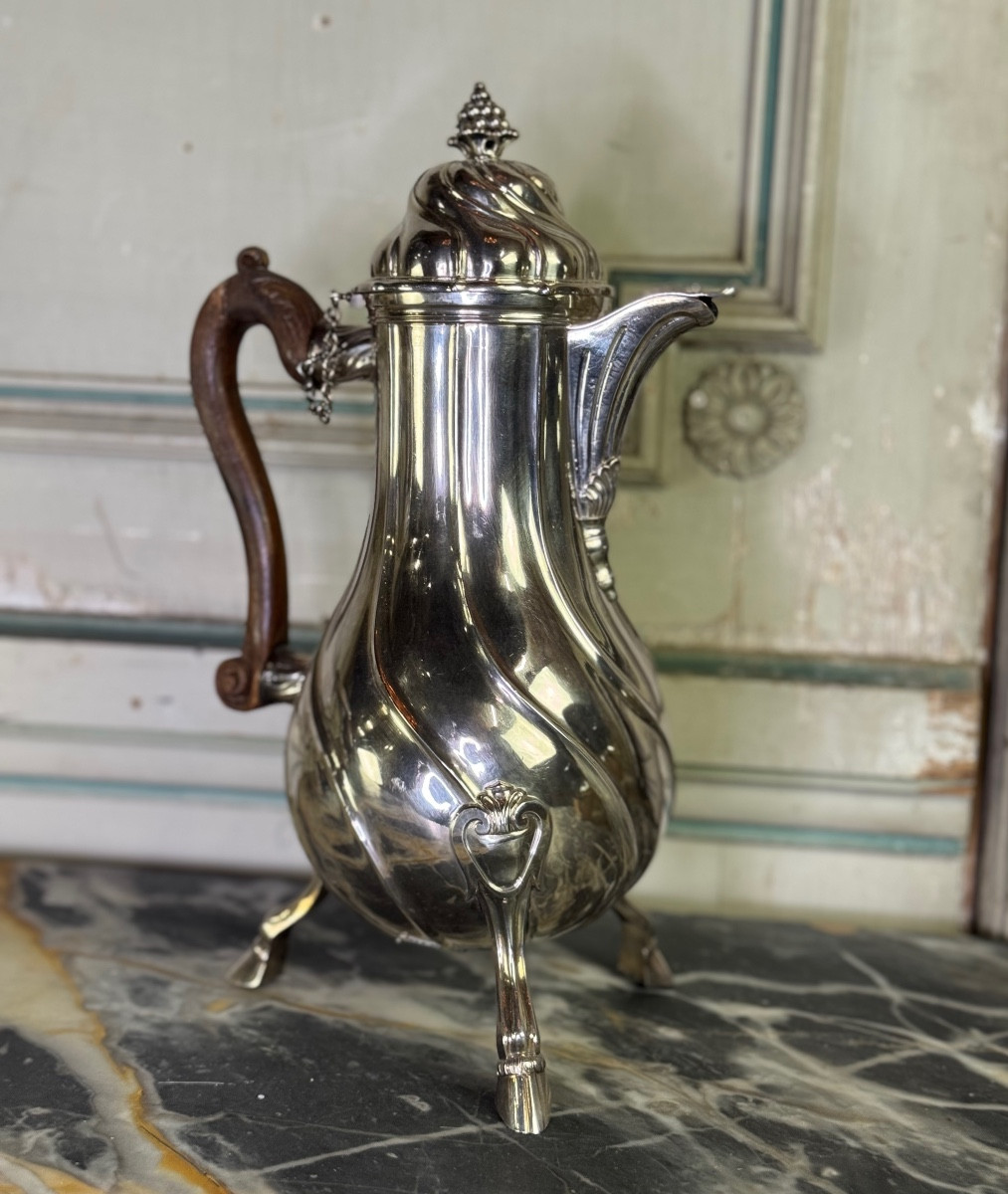 Coffee Pot With Twisted Ribs, Hallmark Of The City Of Namur, 1751, Goldsmith Jean-baptiste Fallon