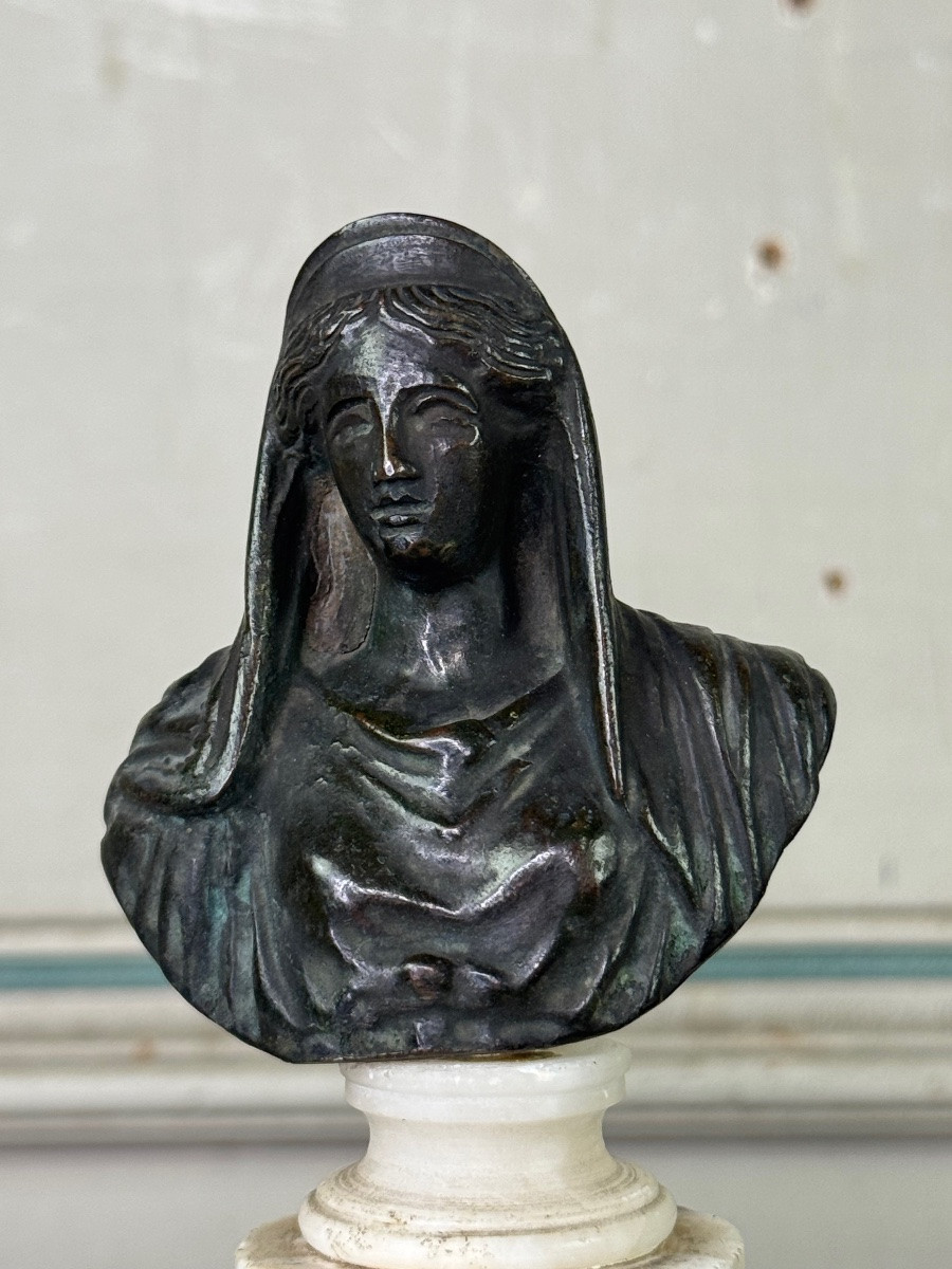 Deux bustes en bronze dans le goût de l’Antique, XVIIIéme siècle-photo-2
