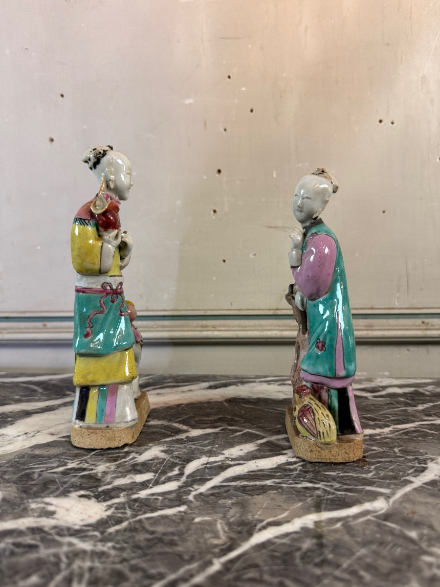 Deux personnages en porcelaine de Chine polychrome, XVIIIème siècle-photo-2