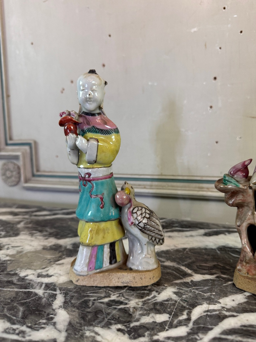 Deux personnages en porcelaine de Chine polychrome, XVIIIème siècle-photo-8