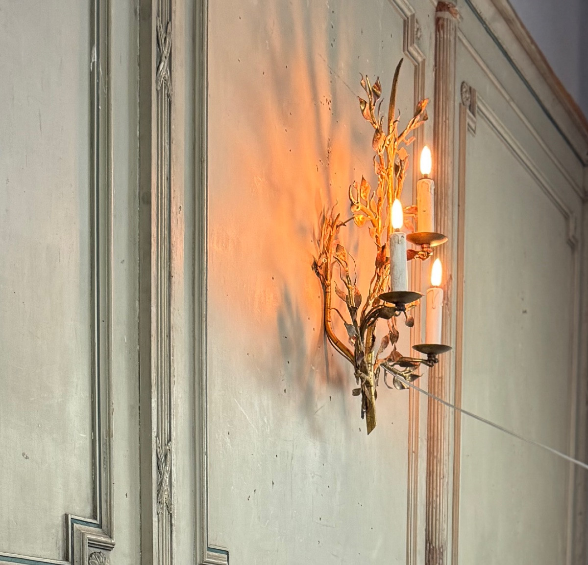 Gilded Metal Wall Lamp With Foliage, France Circa 1950 -photo-3