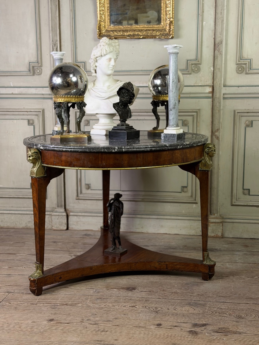 Table guéridon Empire en acajou et bronze, marbre gris Saint-Anne à gorge, vers 1800-photo-3