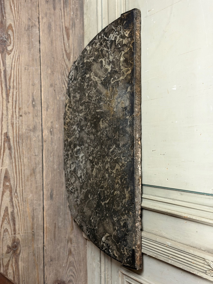 Commode Demi-lune Louis XVI en placage de bois fruitiers, France XVIIIéme siècle -photo-1