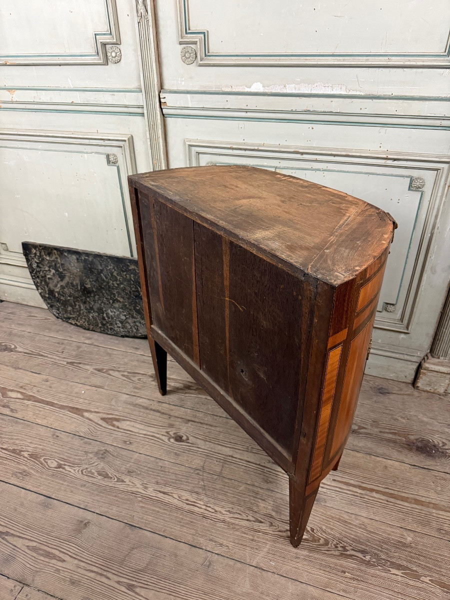 Commode Demi-lune Louis XVI en placage de bois fruitiers, France XVIIIéme siècle -photo-2
