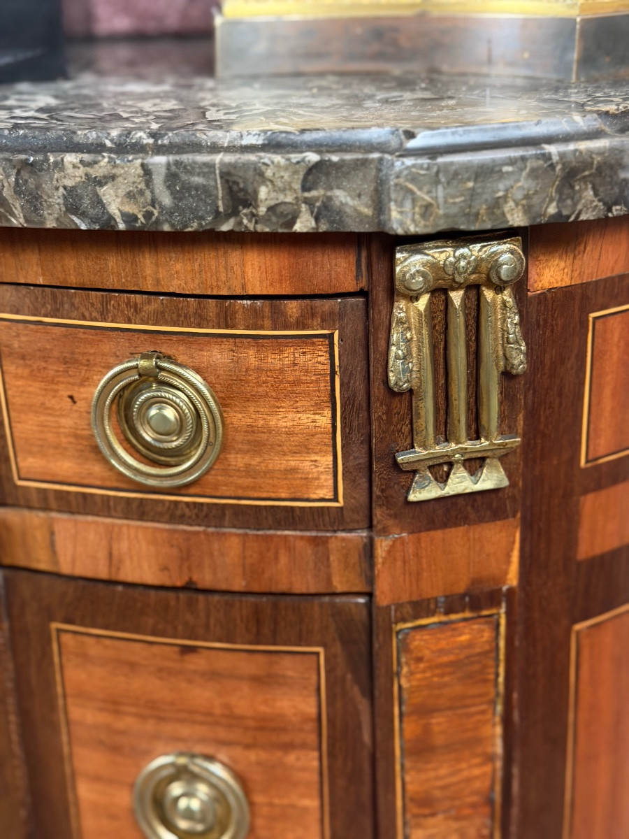 Commode Demi-lune Louis XVI en placage de bois fruitiers, France XVIIIéme siècle -photo-8