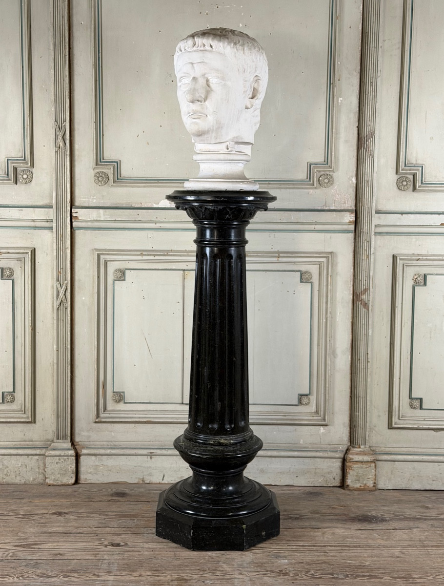 Column In Green Serpentine Marble, Circa 1880