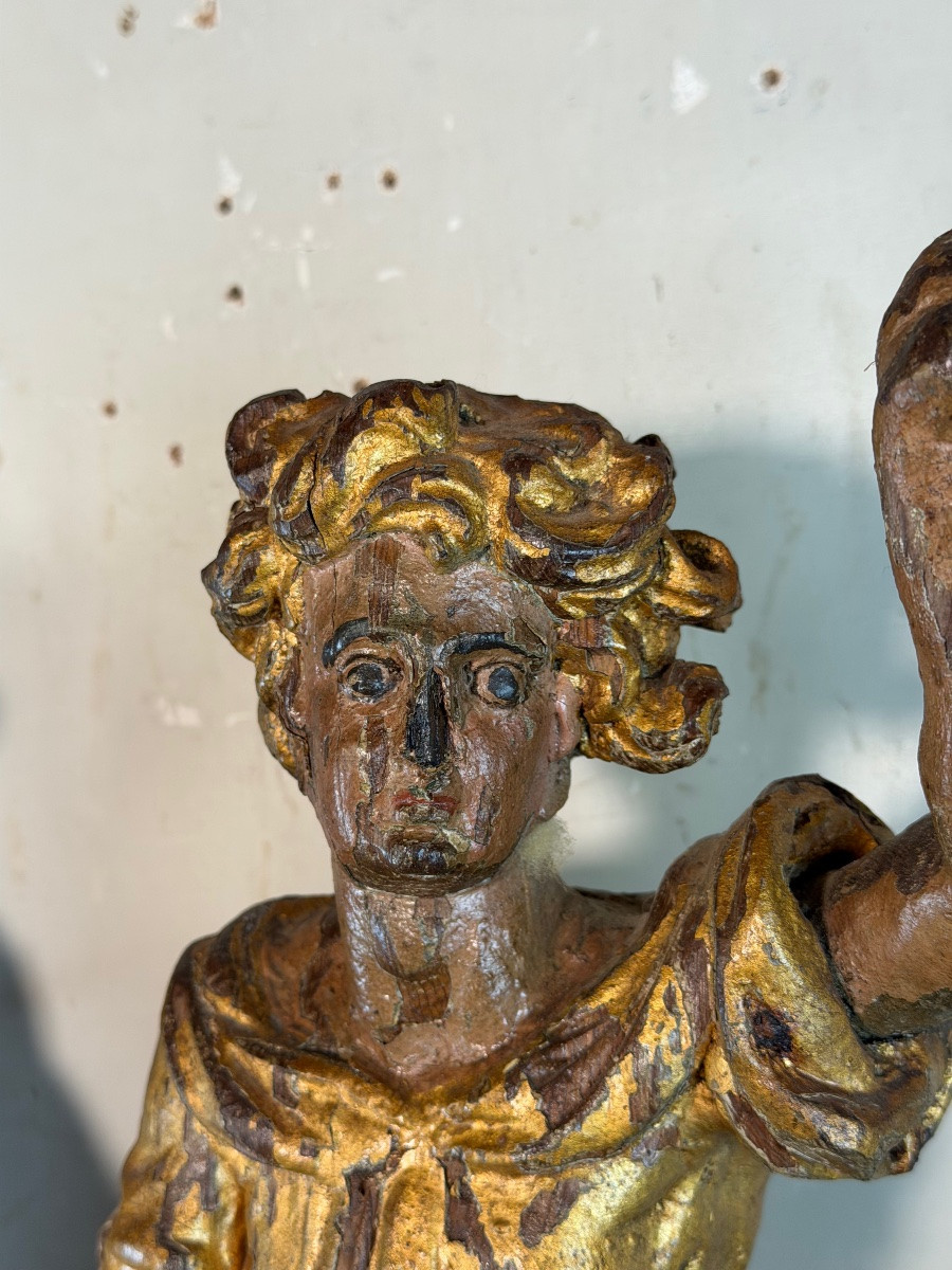 Deux anges en bois sculpté et doré, Venise, XVIIIème siècle-photo-1