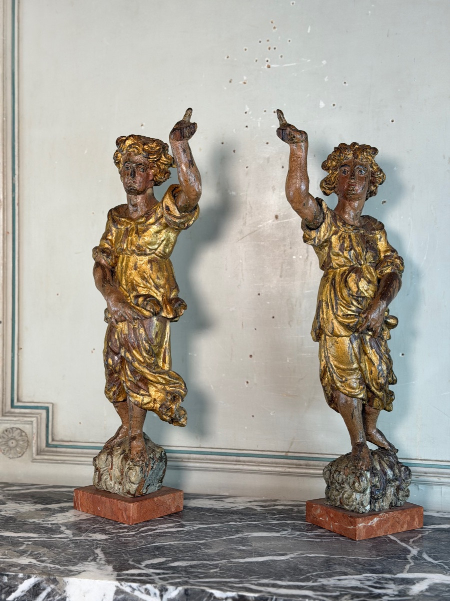 Deux anges en bois sculpté et doré, Venise, XVIIIème siècle-photo-8