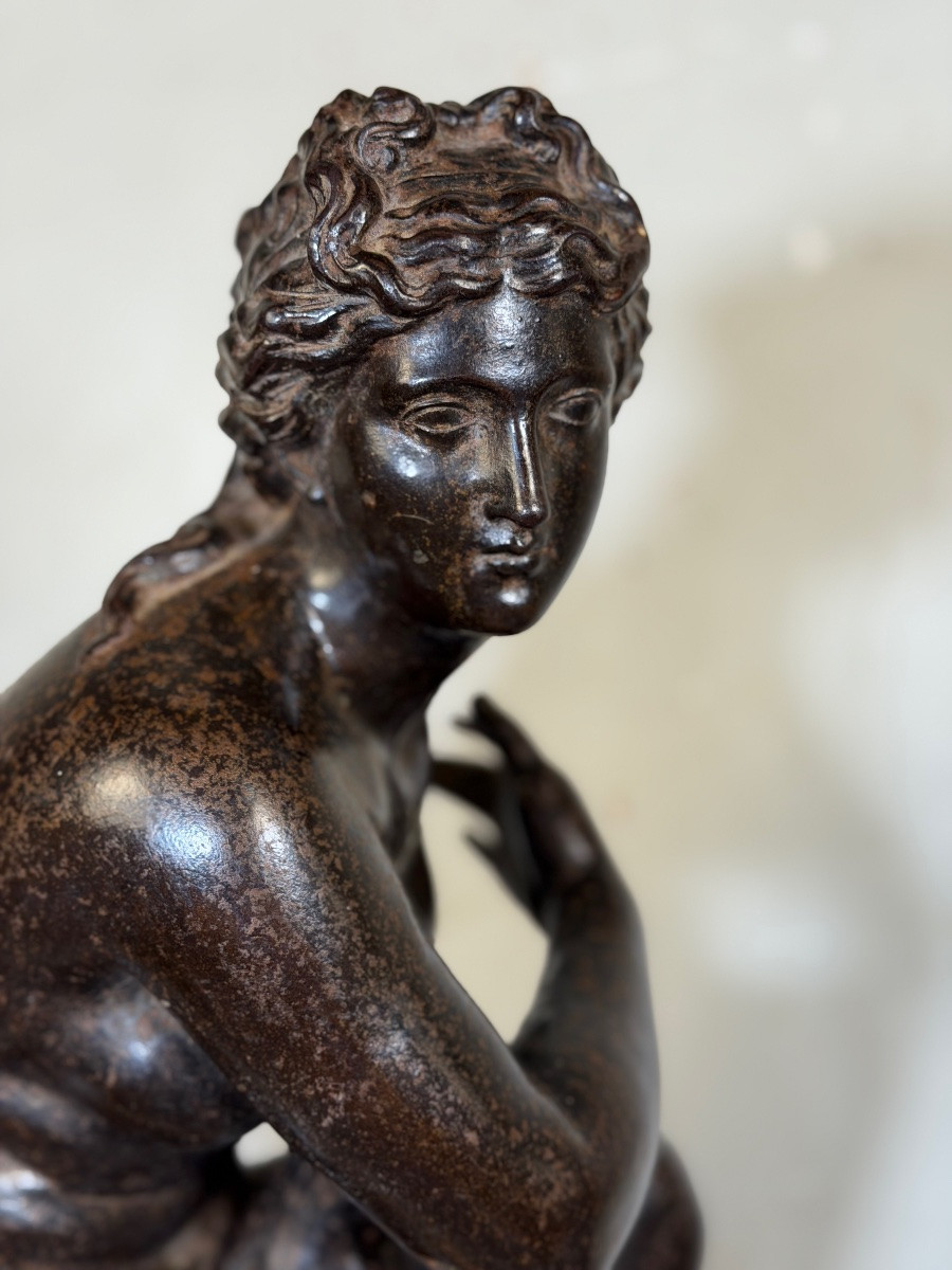 Crouching Venus, Cast After The Sculpture By Doidalsas Of Bithynia, 19th Century -photo-4